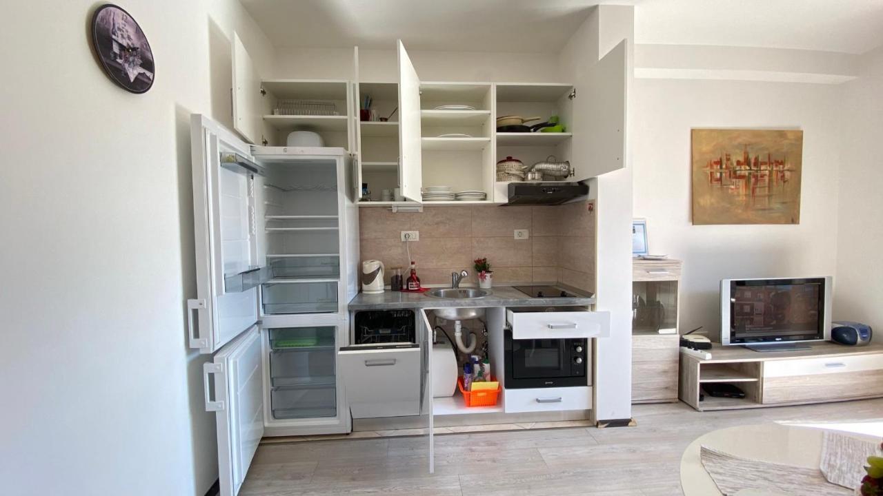 בודווה Karina Apartment מראה חיצוני תמונה